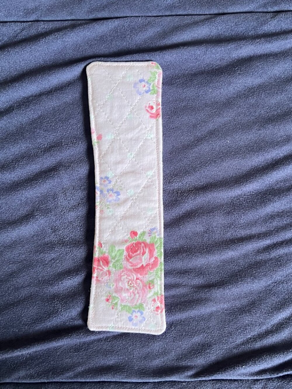 NWOT Handmade Quilted Large Book Sleeve, Dual Pockets, Fabric Bookmark - Picture 12 of 14